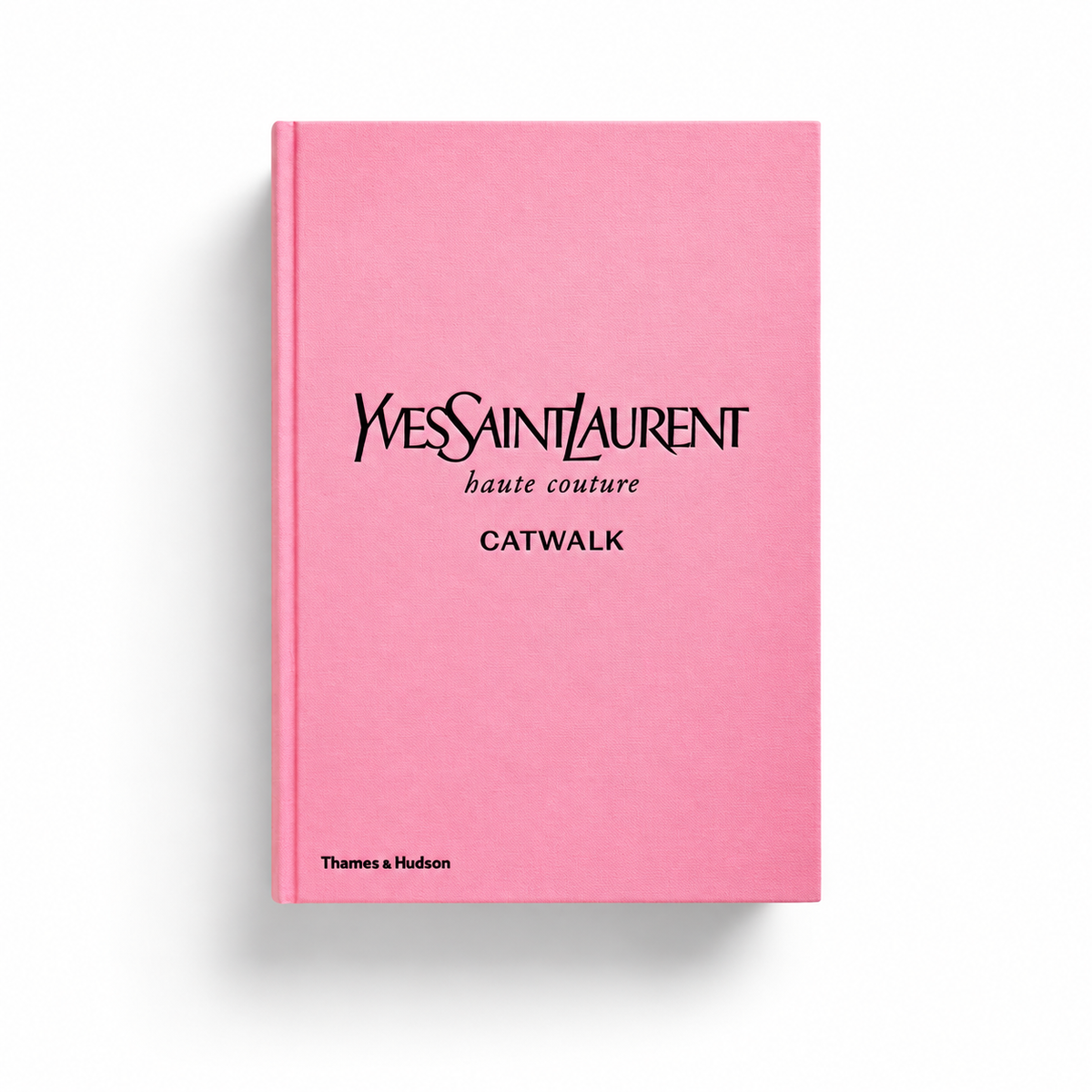 Livre Yves Saint Laurent — fond blanc
